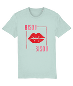 Women's Crew Neck "Bisou" Kiss Graphic Tee
