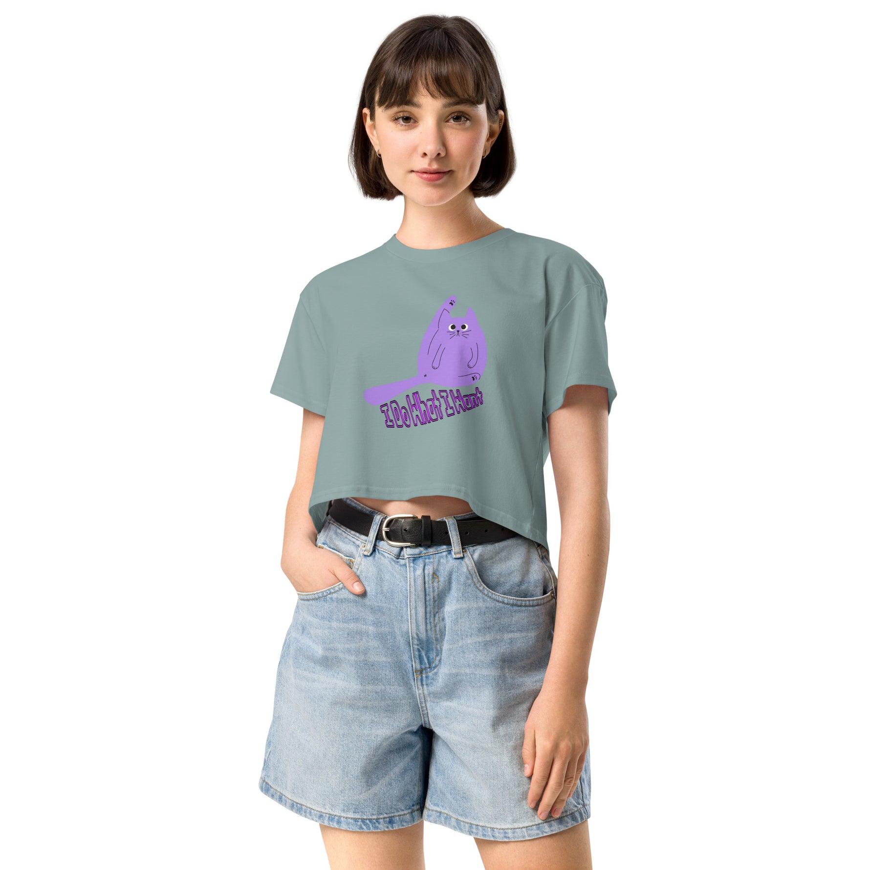 Sassy Purple Cat Women’s Cropped T-Shirt