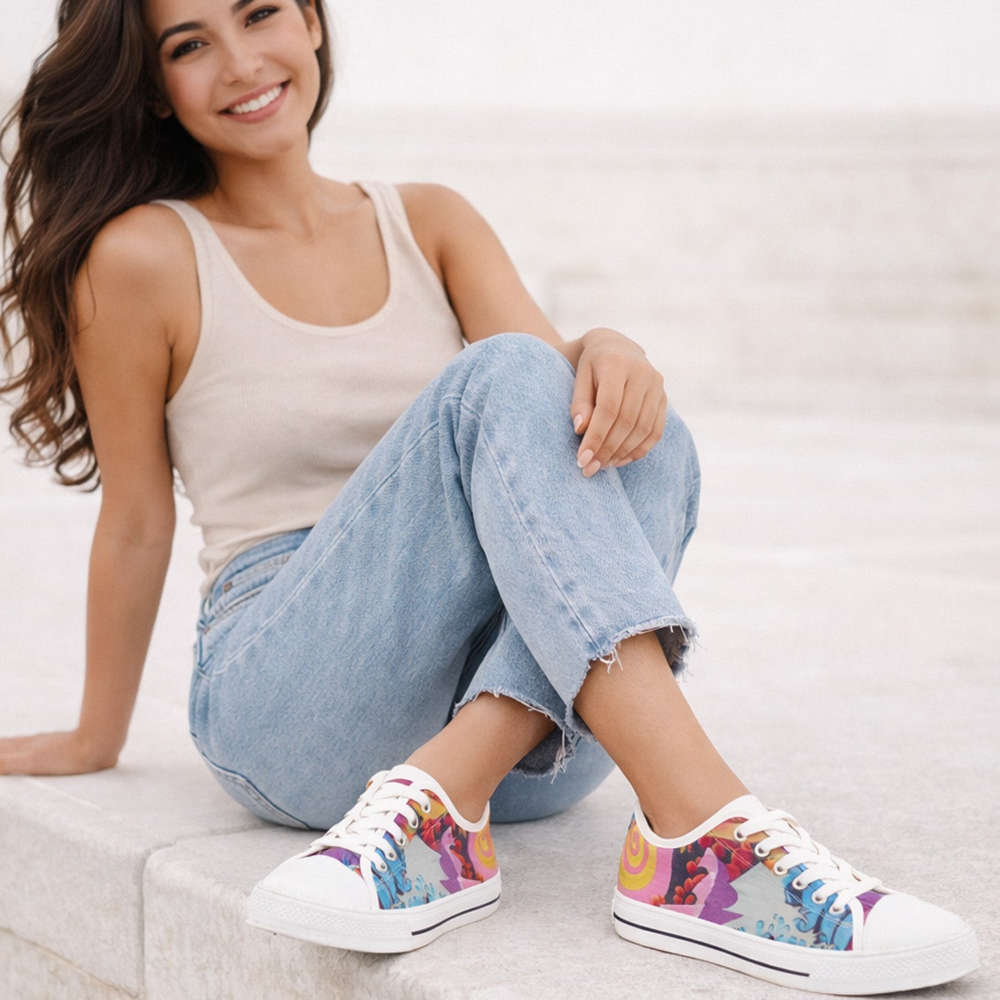 Urban Graffiti Art Pattern Women’s Low Top Canvas Sneakers
